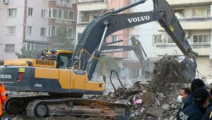 İzmir depreminde son durum! Ölenlerin sayısı artıyor...