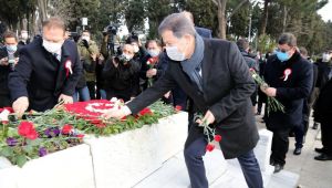 İstiklal Şairi Mehmet Akif Ersoy Kabri Başında Anıldı