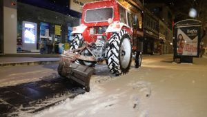 Erzincan’da Yoğun Karla Mücadele