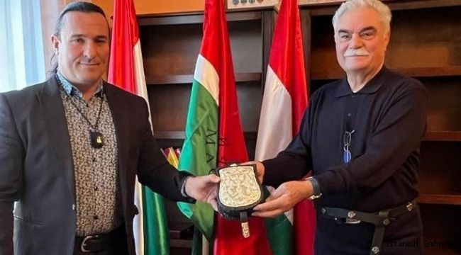 MACARİSTAN TURAN VAKFI’NDAN, BAŞKAN KAYA'YA TÜRK SOY KEMERİ...