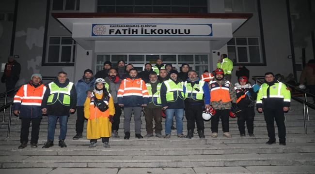 BAŞKAN ÖZTEKİN DEPREM BÖLGESİNDE