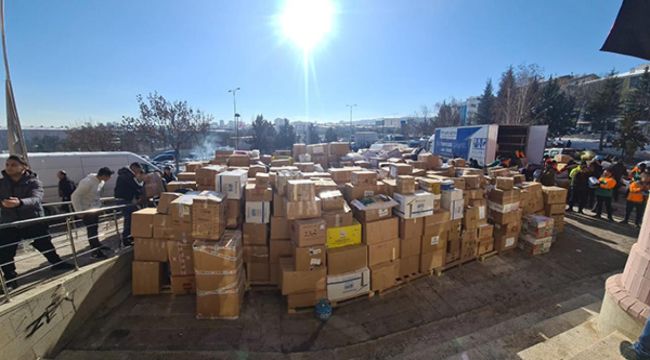 Çankaya’dan 53’ü Tır 118 Araçlık İnsani Yardım
