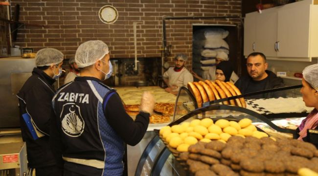 Belediye fırınlarda gramaj ve hijyen denetimi yaptı