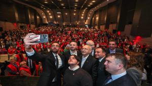 CHP Genel Başkanı ve Cumhurbaşkanı Adayı Kemal Kılıçdaroğlu, Kılıçdaroğlu Gönüllüleri’yle Bir Araya Geldi