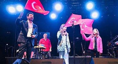 BEŞİKTAŞ’TA 19 MAYIS COŞKUSU MELİKE ŞAHİN KONSERİ İLE KUTLANDI...