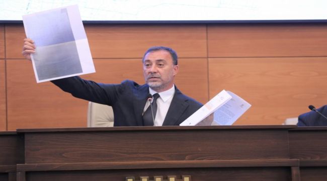 BAŞKAN YILMAZ: “BELGELER ORTAYA ÇIKTIĞINDA ORTA YERDE KALIYORSUNUZ”