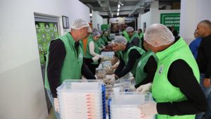 İlköğretim çağındaki öğrencilere beslenme desteği