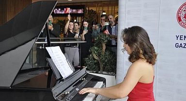 Yeni Yüzyıl Üniversitesi Özel Gaziosmanpaşa Hastanesi’nden Cumhuriyetin 100.Yılına Özel Piyano Dinletisi...