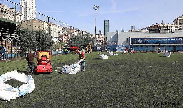 KÂĞITHANE’DEKİ TÜM FUTBOL SAHALARI YENİLENİYOR...