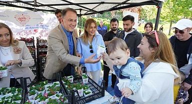 BEYLİKDÜZÜ BELEDİYESİ'NDEN ANNELER GÜNÜ ŞENLİĞİ...