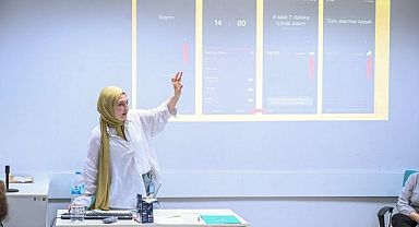 BEŞİKTAŞ BELEDİYESİ’NDEN 65 YAŞ ÜSTÜ KOMŞULARINA DİJİTAL OKURYAZARLIK EĞİTİMİ...