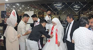 Cüneyt Yıldız ve Ailesinin Mutlu Günü...