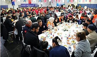 KARTAL BELEDİYESİ, AFET VE ARAMA KURTARMA EKİPLERİNİ İFTAR SOFRASINDA BULUŞTURDU...
