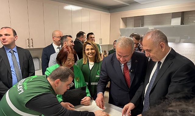 Otizm Farkındalık Günü’nde AK Parti Gaziosmanpaşa’da 120 Aileyi Ziyaret Etti...