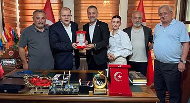 İstanbul Bağımsız Gazetecilerden MHP Eyüpsultan İlçe Başkanı Yenal Yığrık’a Ziyaret...