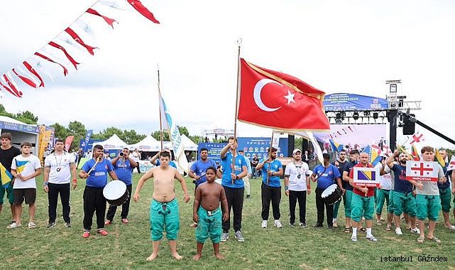 Sultangazi Belediyesi 2. Uluslararası Karakucak Güreşleri’nde Başpehlivanlar Sahne Aldı...