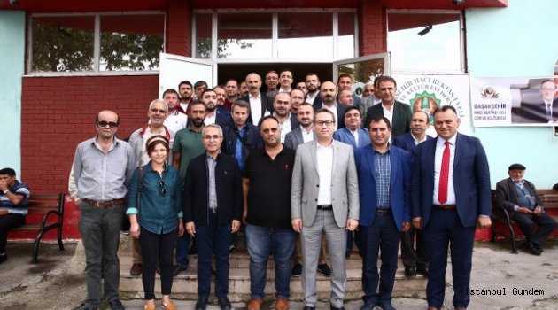 Başkan Kartoğlu Cemevin’ de Aşure Dağıttı