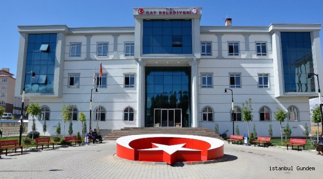 Çat Belediyesi Regaib Kandilini Kutladı