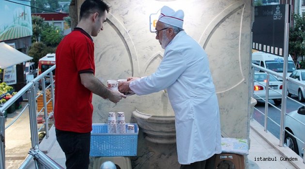 Esenler’de Çeşmelerden İftar Çorbası Akıyor