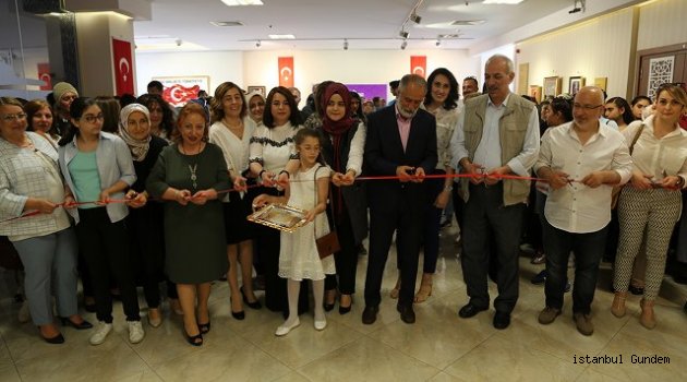 Esenler’ de Ev Hanımlarının El Becerileri Sergisi Açıldı