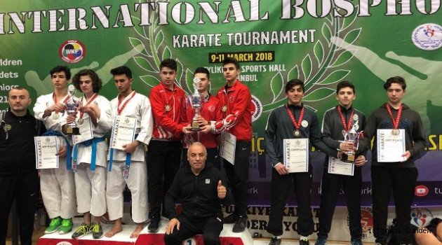 Gaziosmanpaşalı Sporcular Karatede Başarıya Doymuyorlar