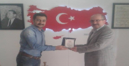 Adnan Menderes' in Anısı Adnan Menderes Orta Öğretim Okulunda Yaşatılıyor