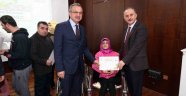 Bağcılar’ da Engellilerin erken gelen karne sevinci