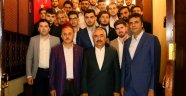 Bağcılar’ lı Gençler Bakan Yardımcısını Ziyaret Etti