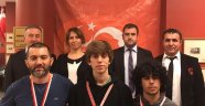 Bakırköy’ de Satranç Turnuvasını Gönüllü Kazandı