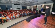 Burak Kut Gaziosmanpaşalı Hayranlarıyla Buluştu