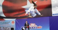 Gaziosmanpaşa`dan Türkiye Şampiyonluğuna!