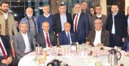 iSADAMI AHMET AKKAYA, DOSTLARINI İFTARDA AĞIRLADI