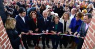 Selvi Kılıçtaroğlu Kadıköy' de