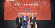 ŞİŞLİ BELEDİYESİ’NE AYNI GÜN İKİ ÖDÜL